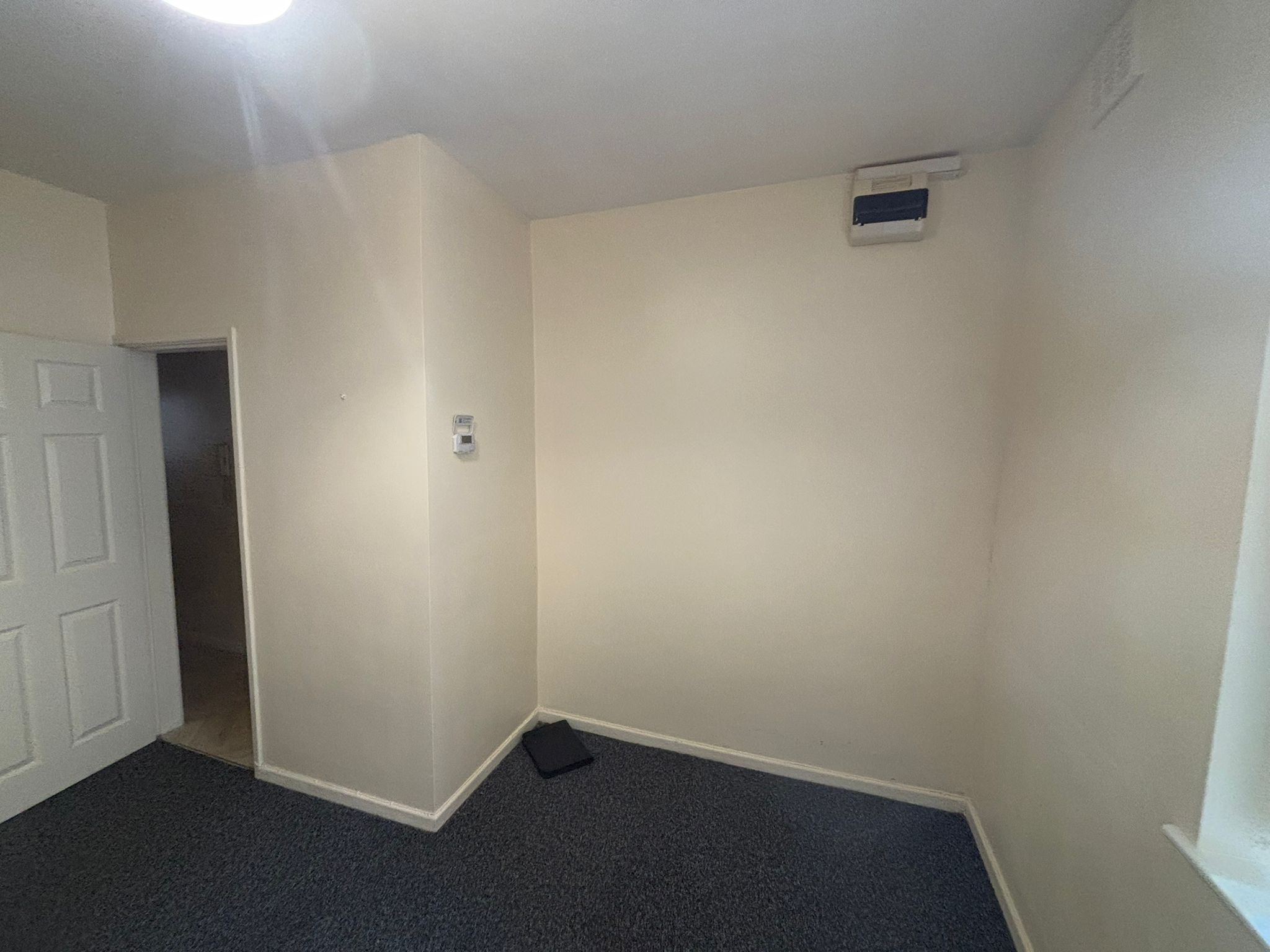 Red Lane, Paradise Image5