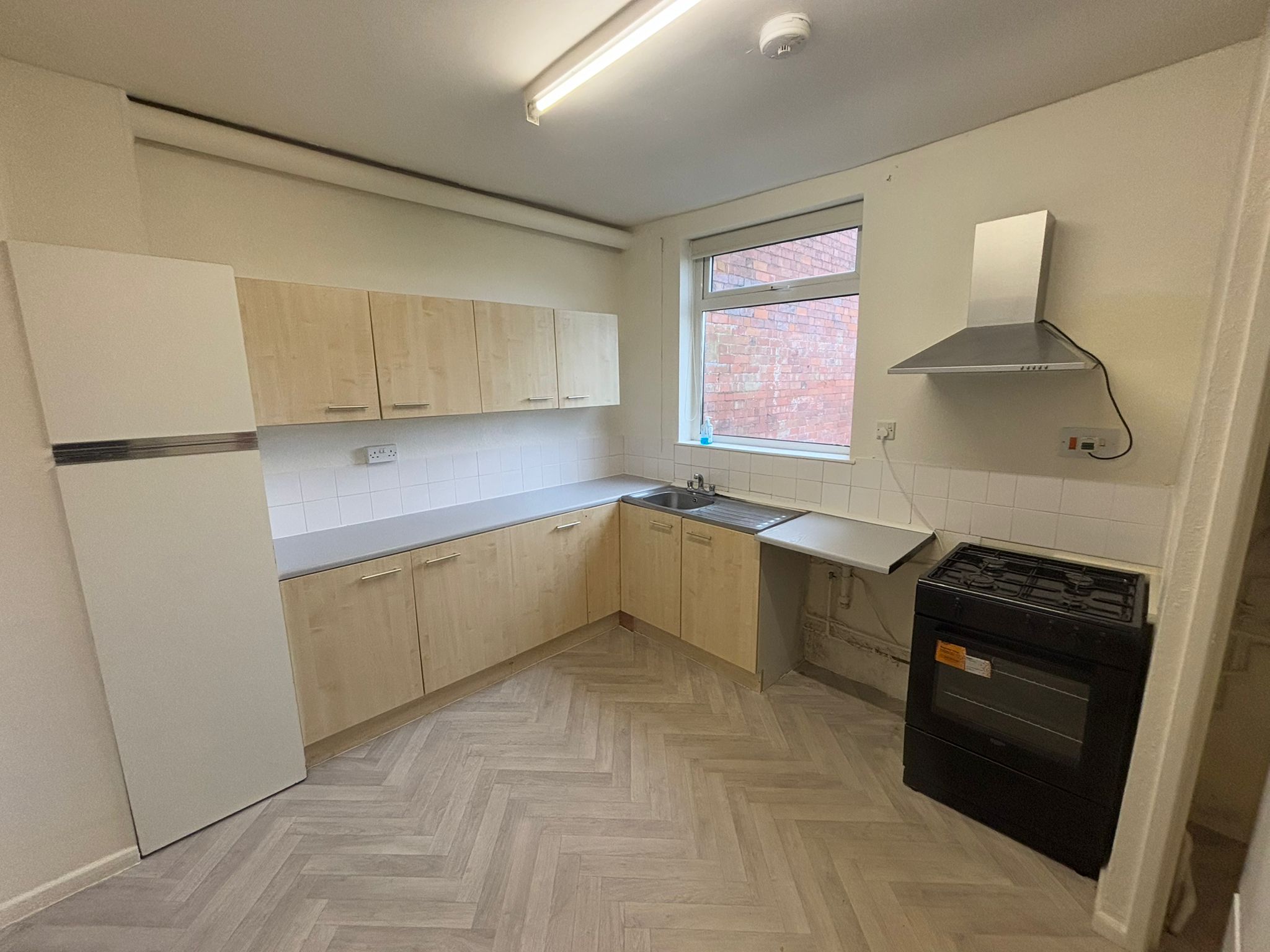 Red Lane, Paradise Image6