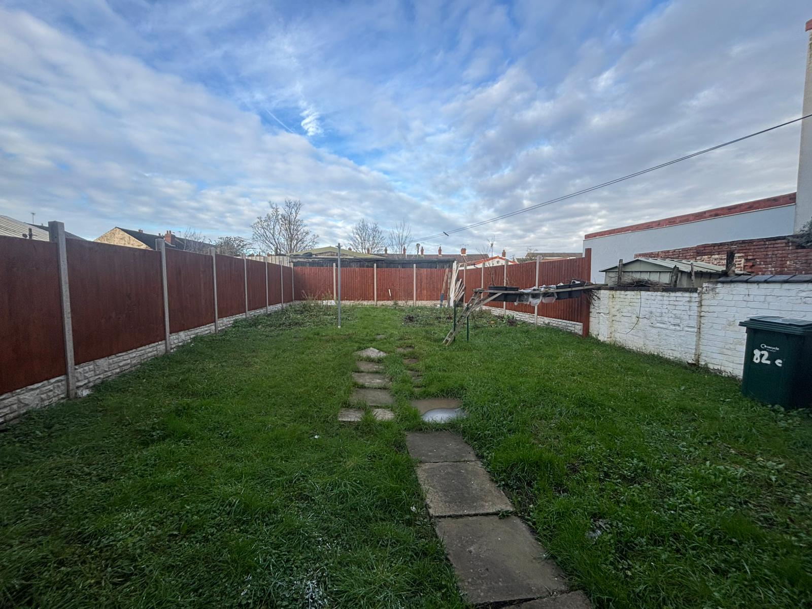 Red Lane, Paradise Image8