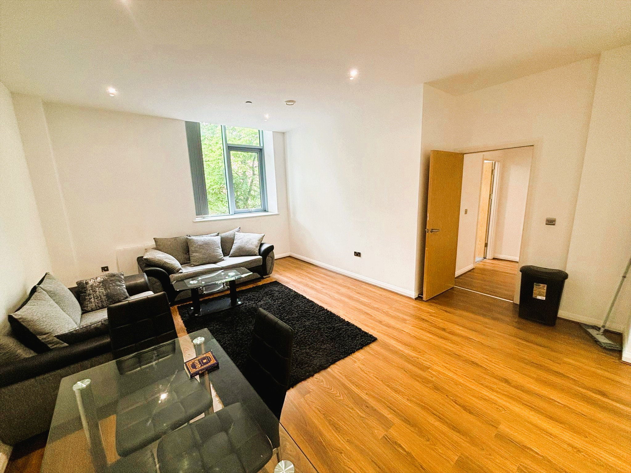 Corporation Street, City Centre Image3