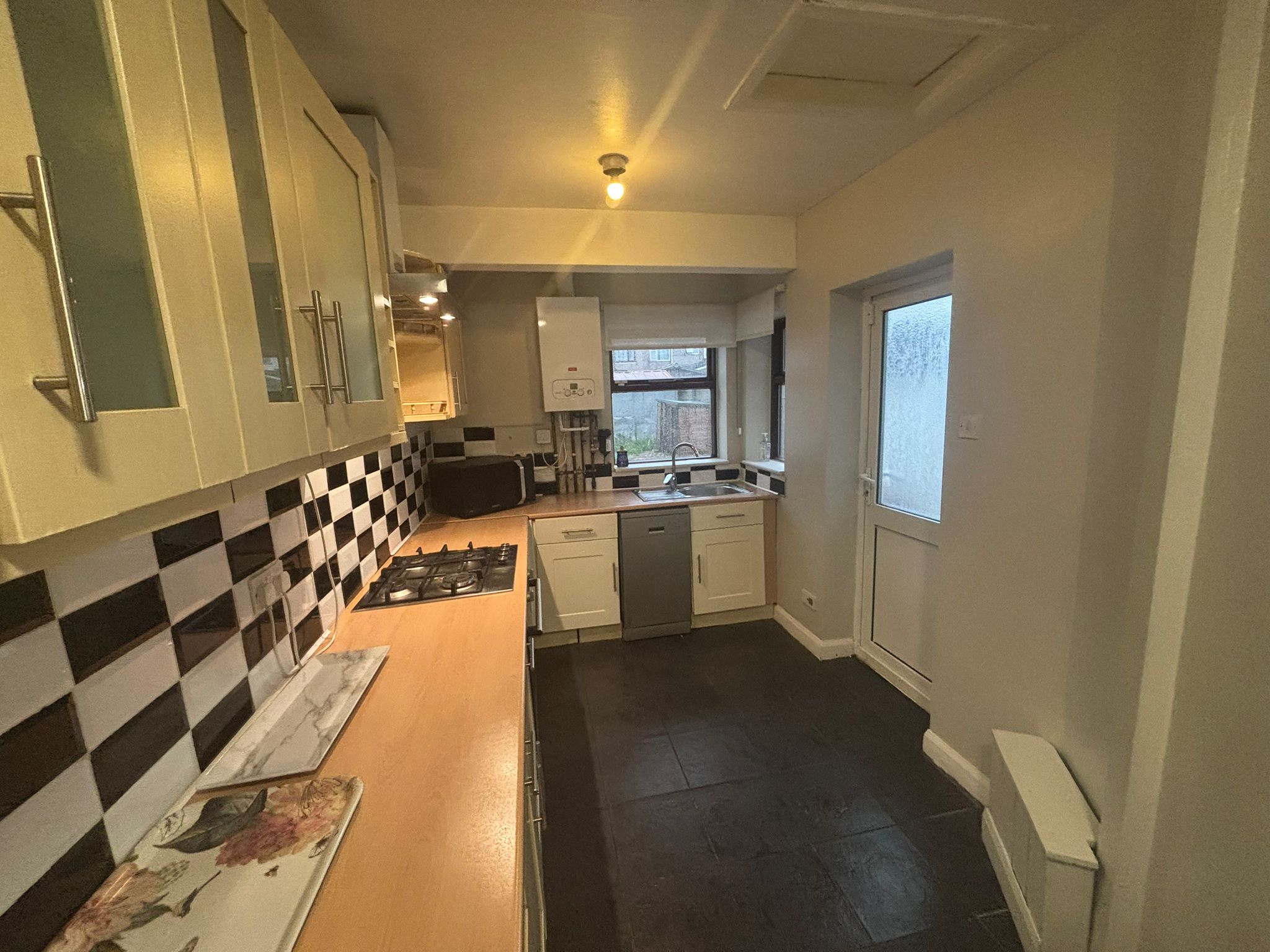 Cheveral Avenue, Radford Image9