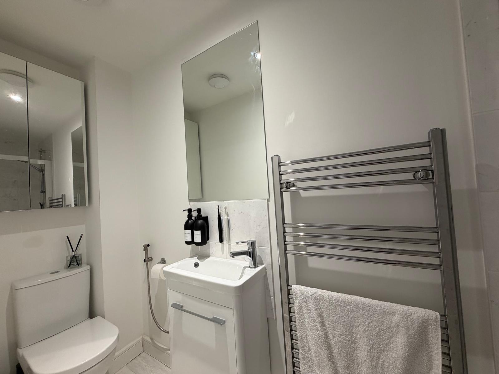 Loosely Lane, Holbrooks Image17