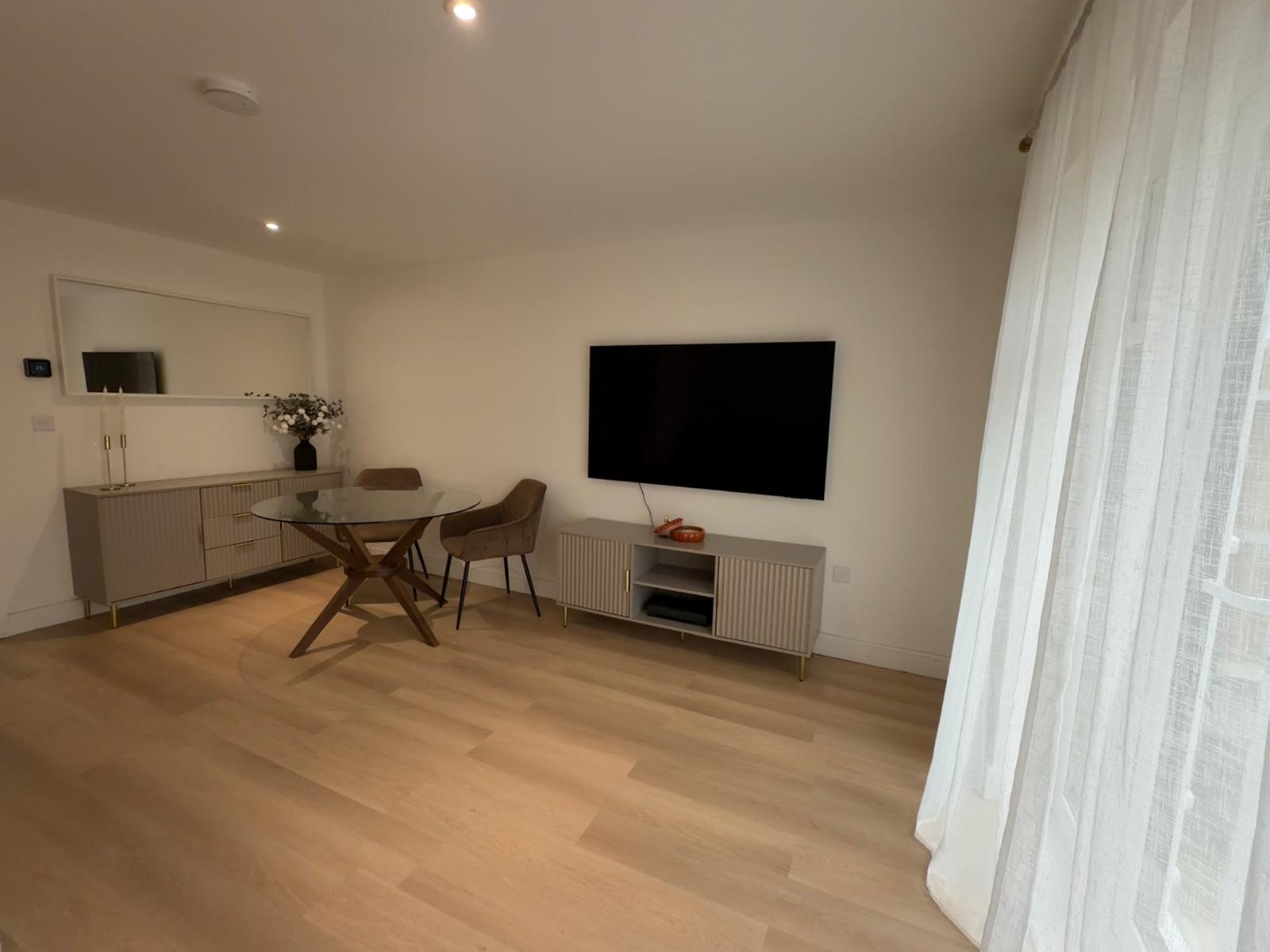 Loosely Lane, Holbrooks Image6