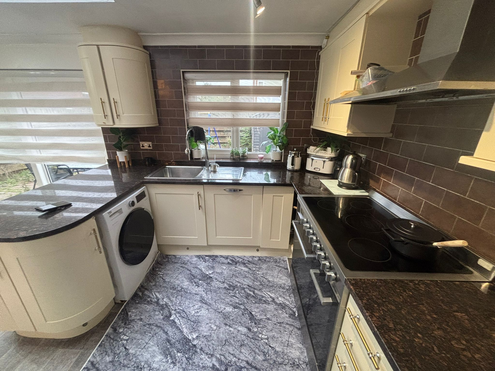 Dorchester Way, Wyken Image7