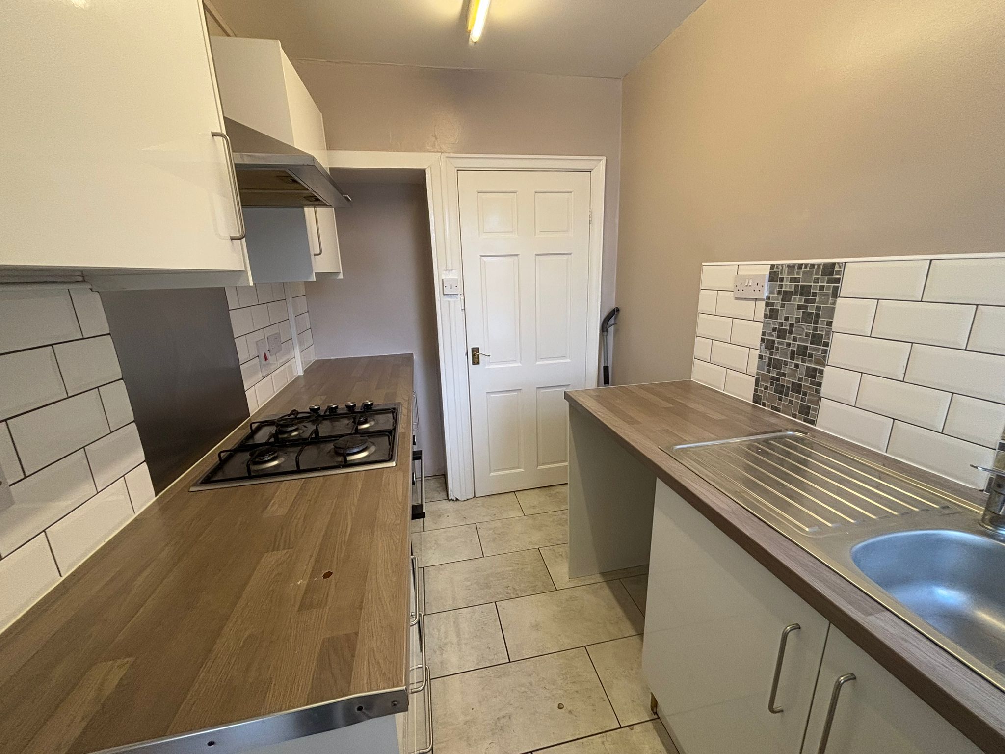 Dennis Road, Upper Stoke Image3