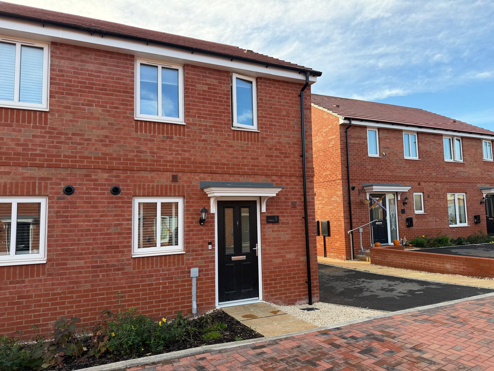 Loosely Lane, Holbrooks Image2