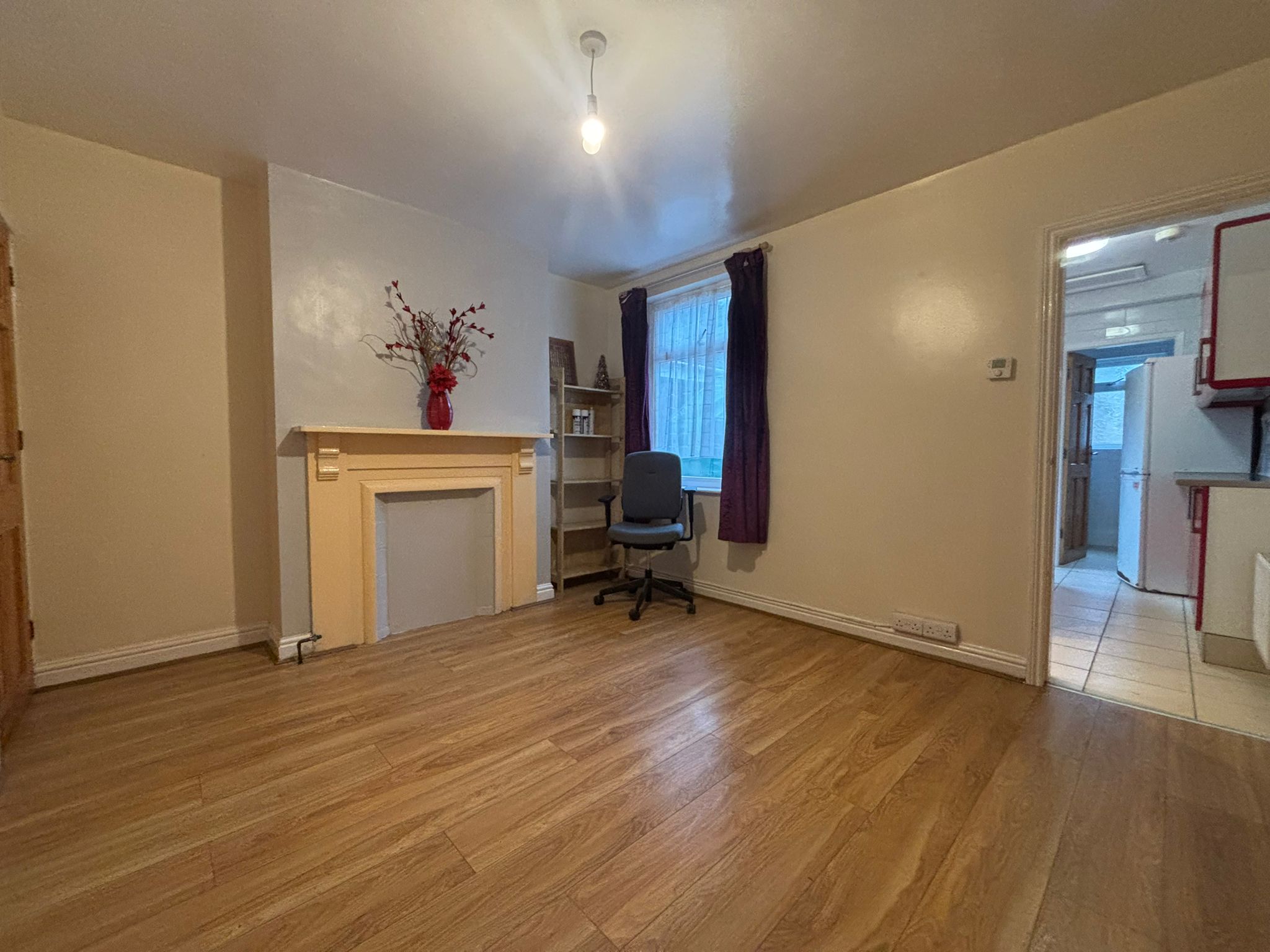 Arbury Avenue, Foleshill Image4