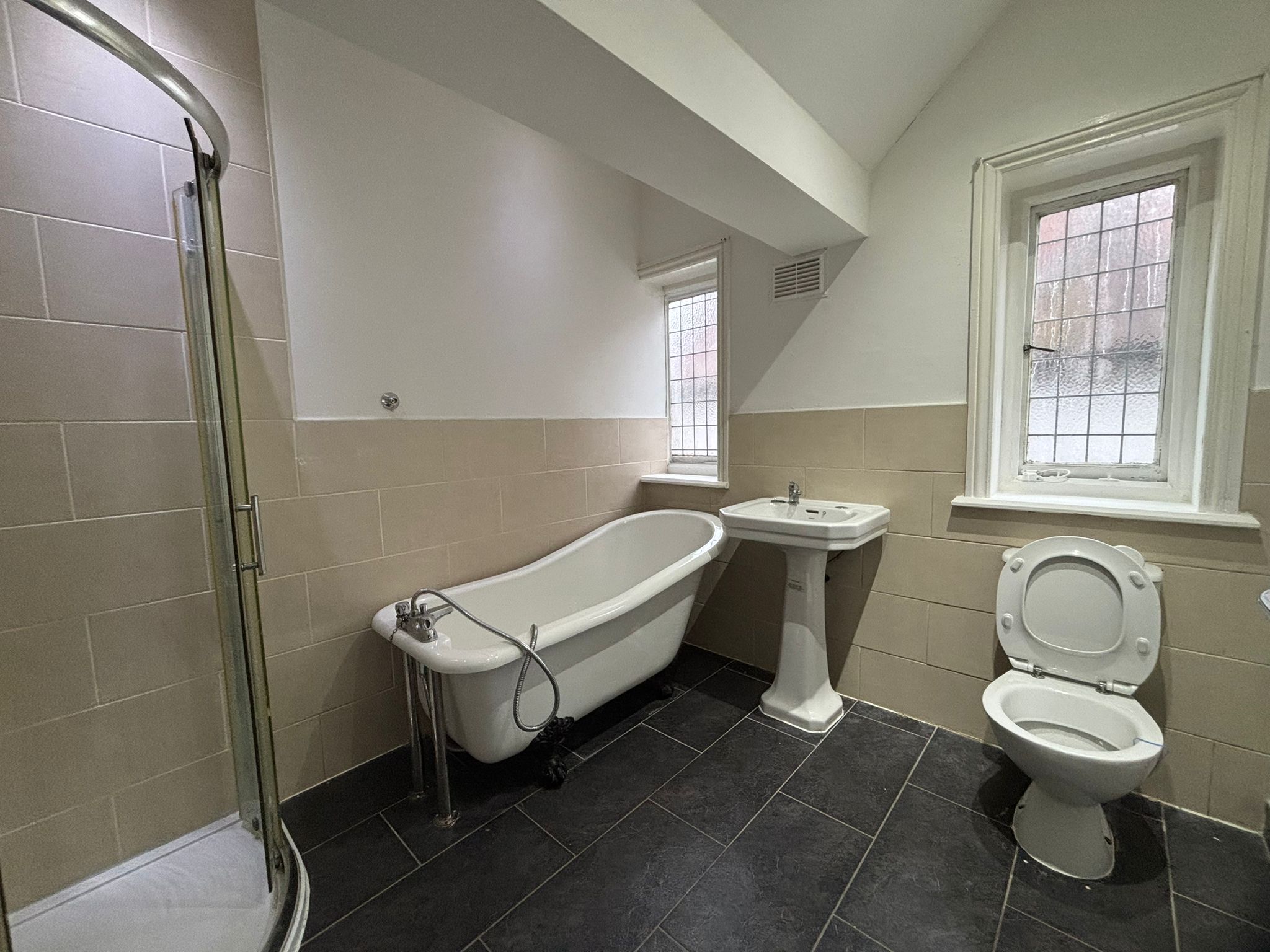 Birmingham Road, Allesley Image18