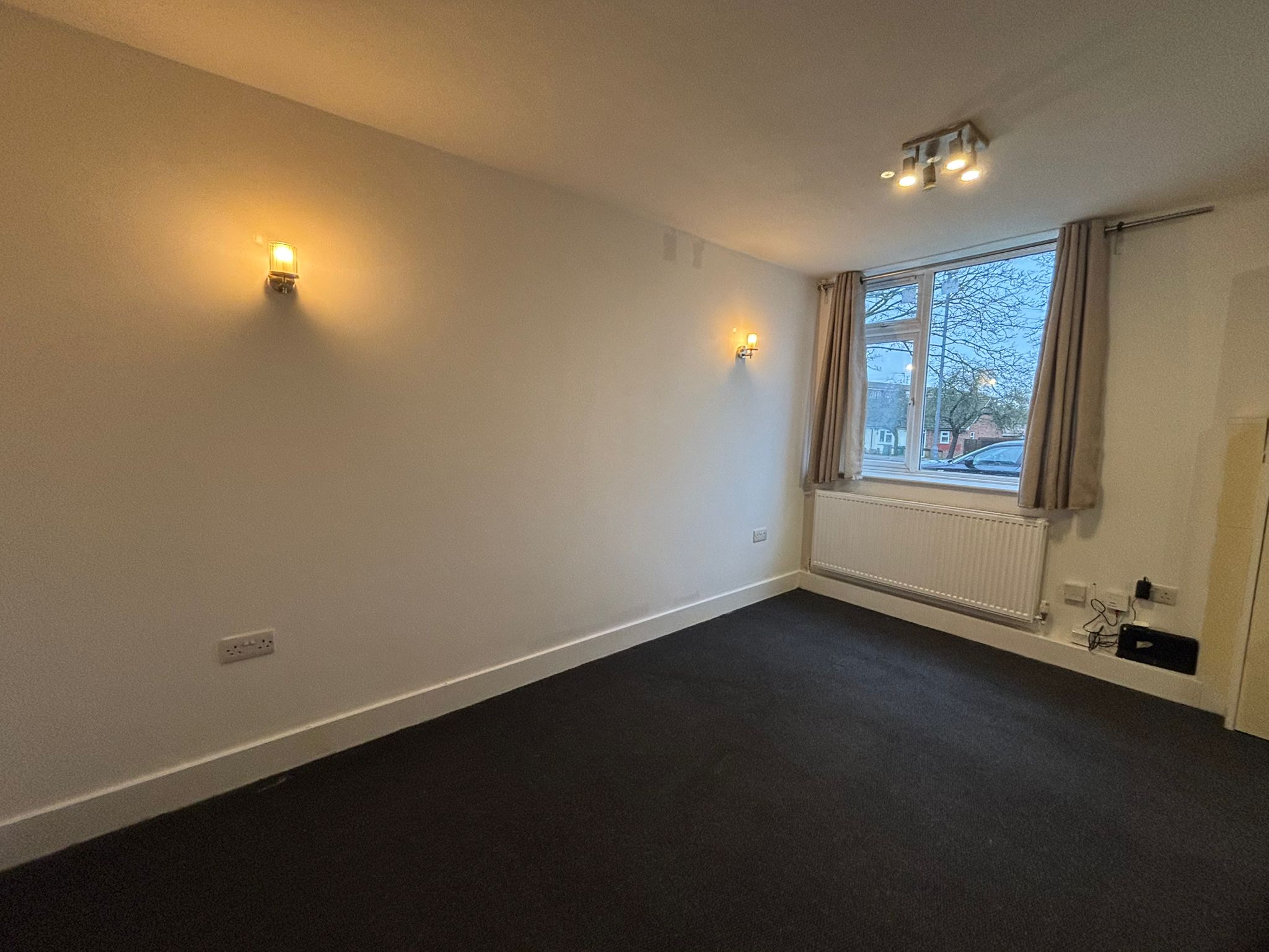 Barley Lea House, Stoke Aldermoor Image1