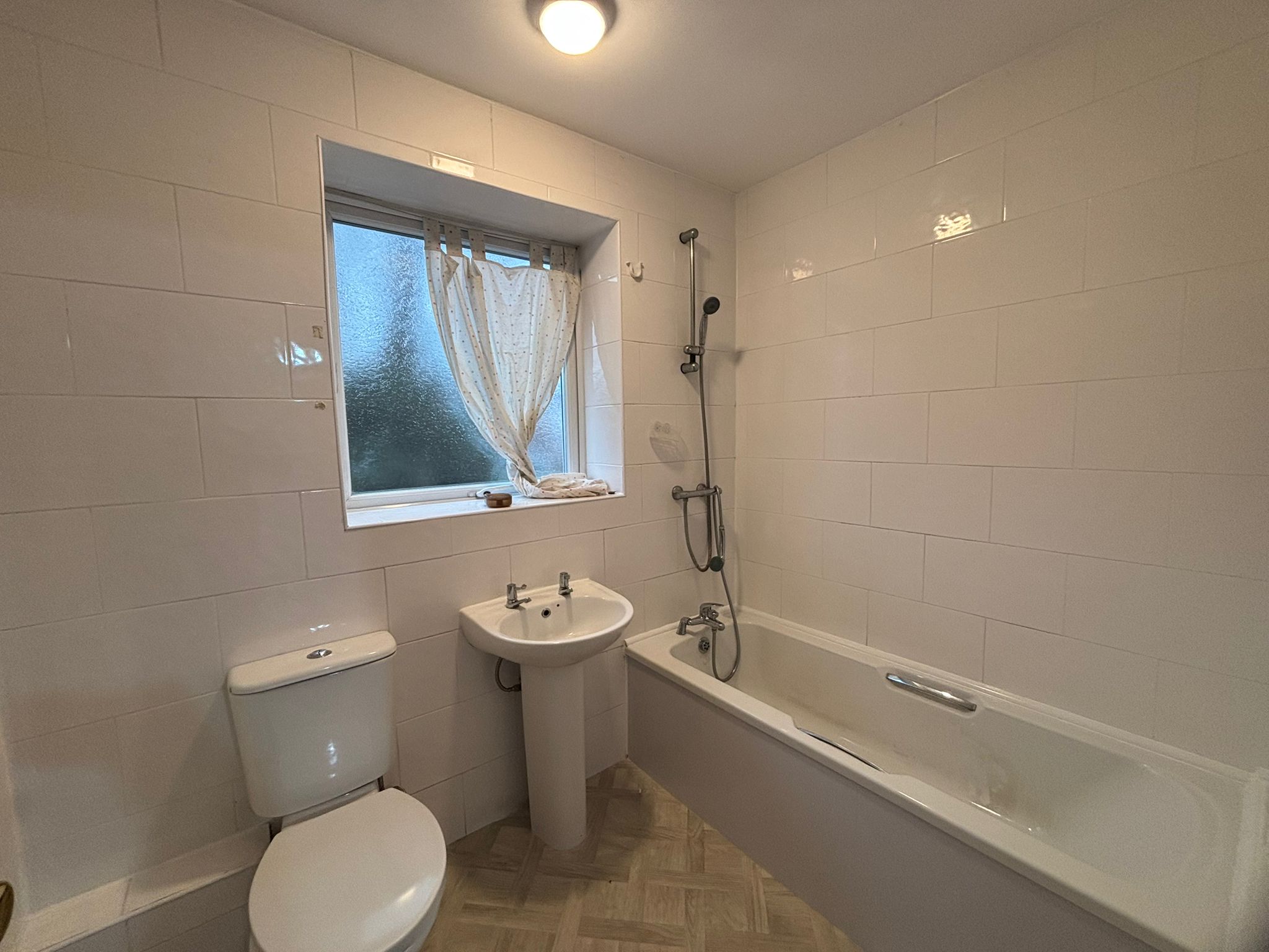 Moseley Avenue, Coundon Image17