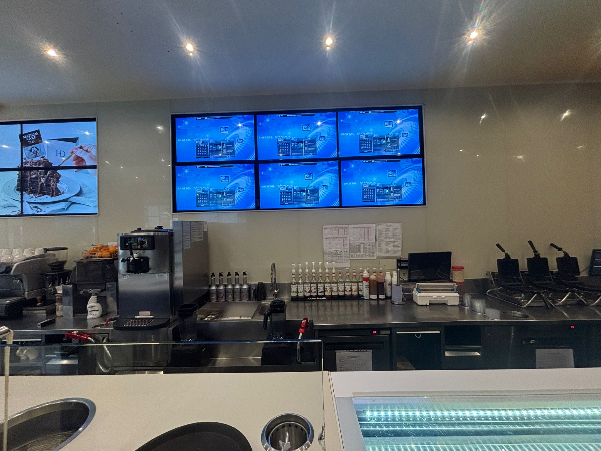 Trinity Street-Dessert Parlour Image7