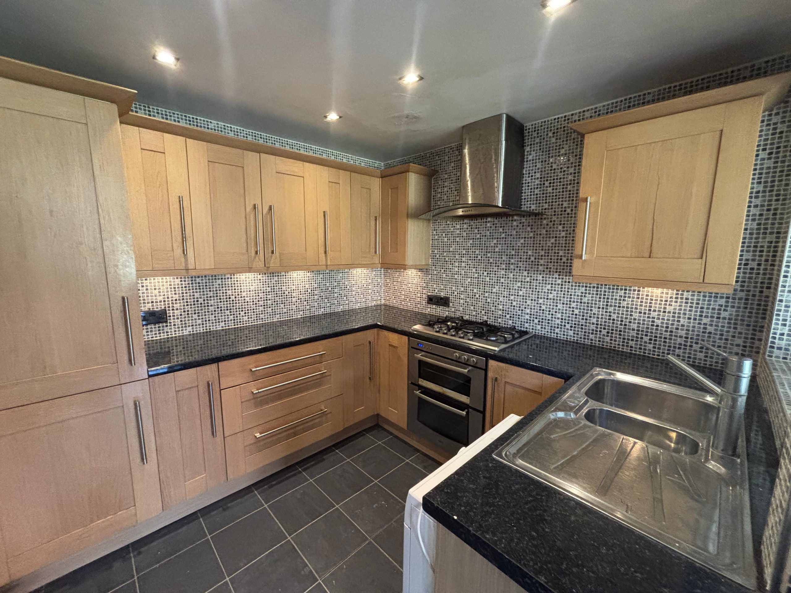 Esher Drive,Chyelesmore Image5