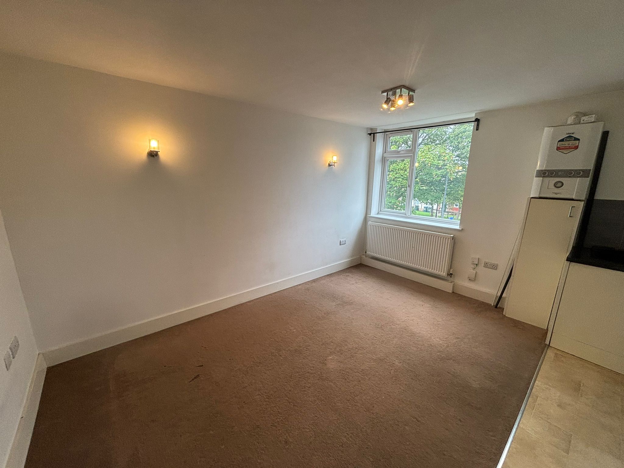 Barley Lea House, Stoke Aldermoor Image1