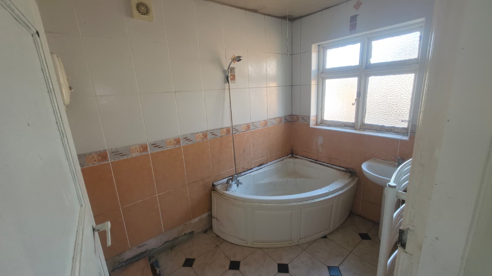 Ruskin Road, Old Trafford, Stretford Image27