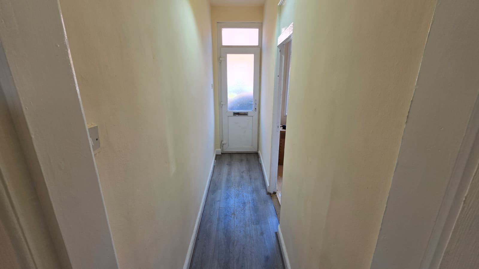 Trentham Road,Hillfileds Image2