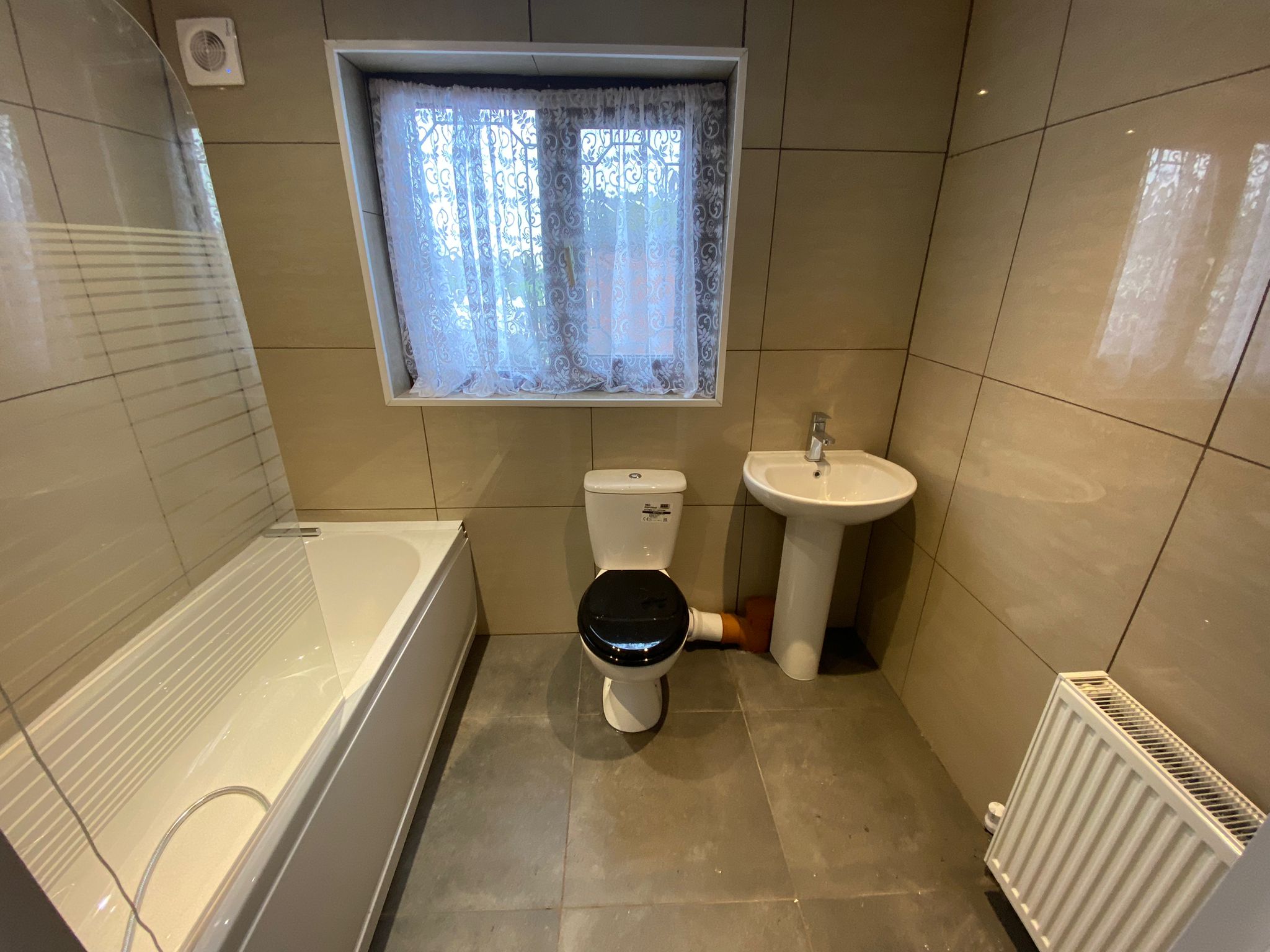 Montrose Drive, Nuneaton Image7