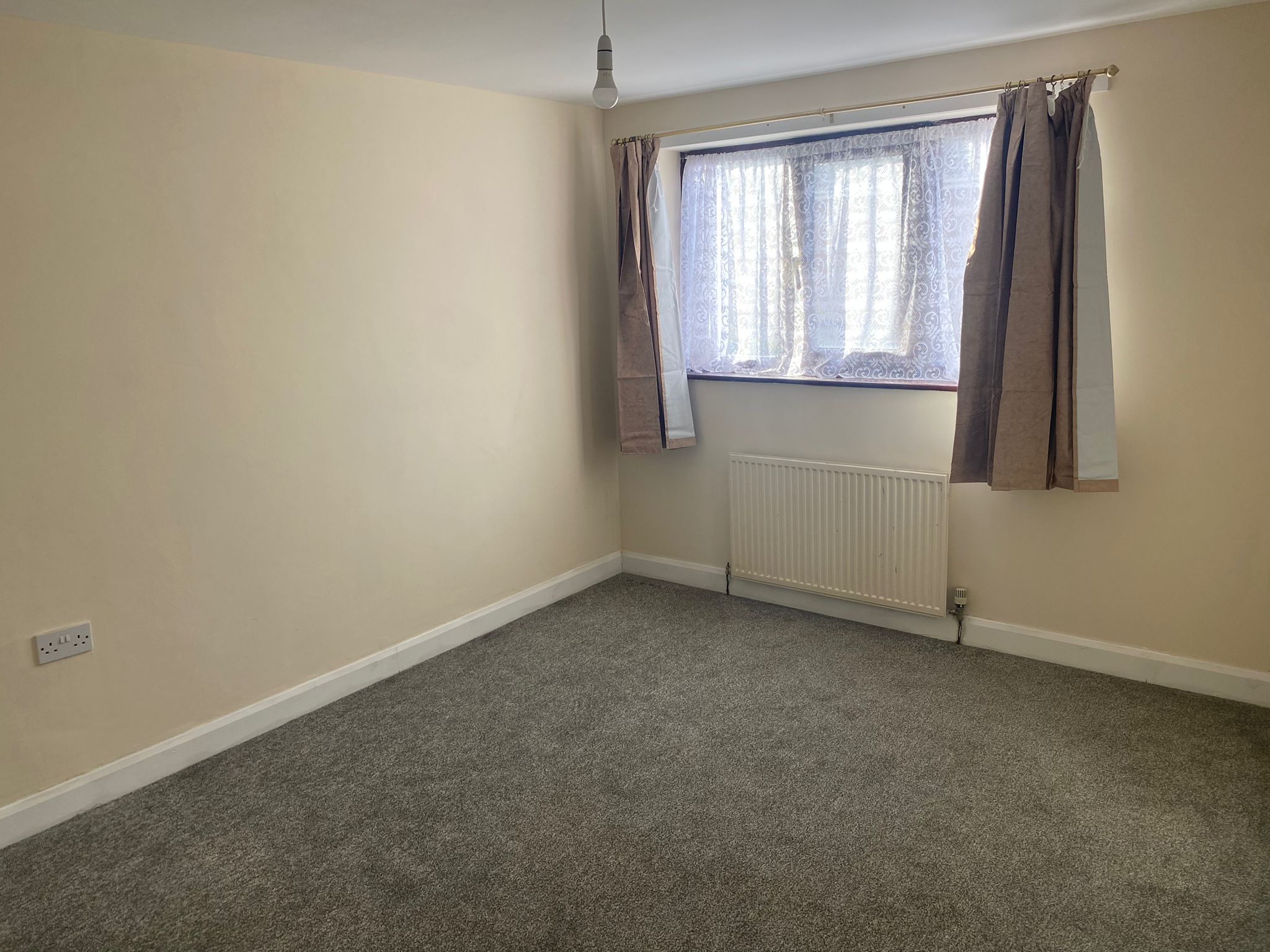 Montrose Drive, Nuneaton Image12