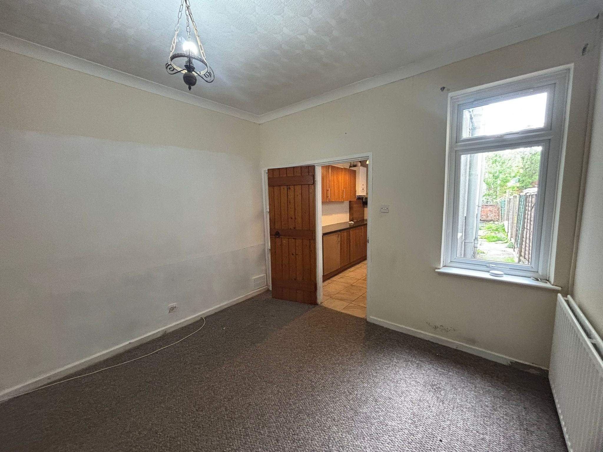 Holmsdale Road, Foleshill Image5