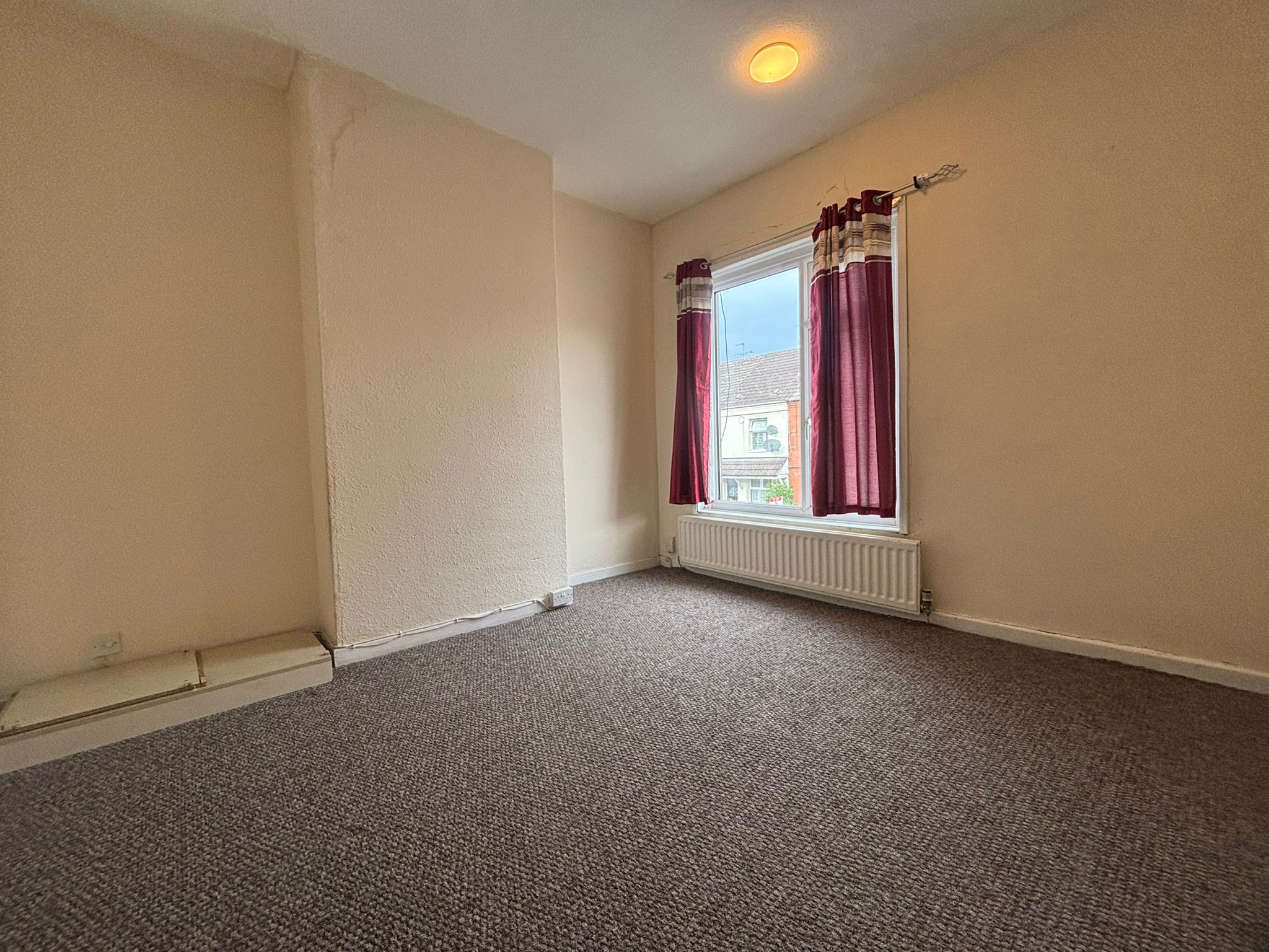 Holmsdale Road, Foleshill Image12