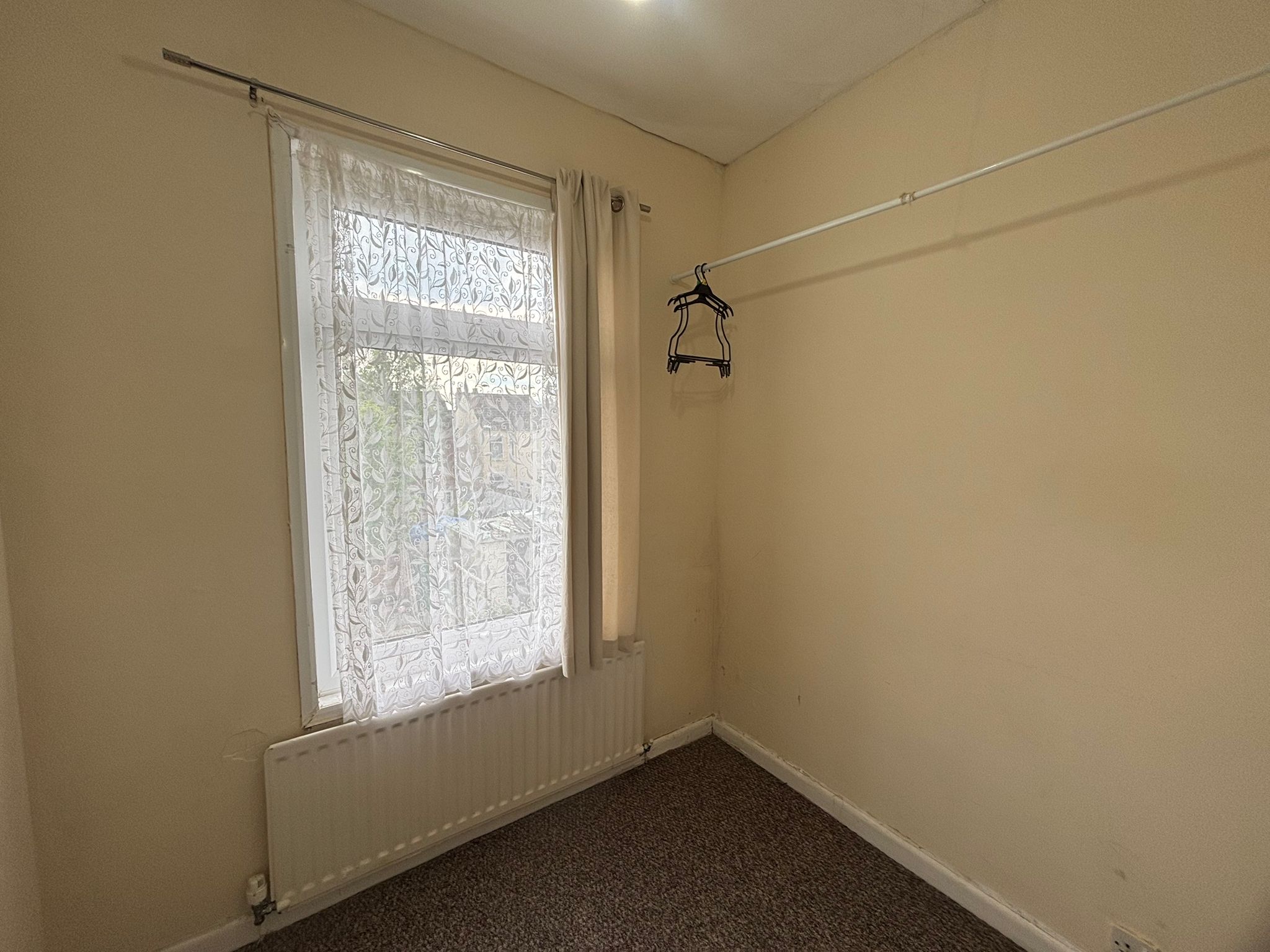 Holmsdale Road, Foleshill Image14