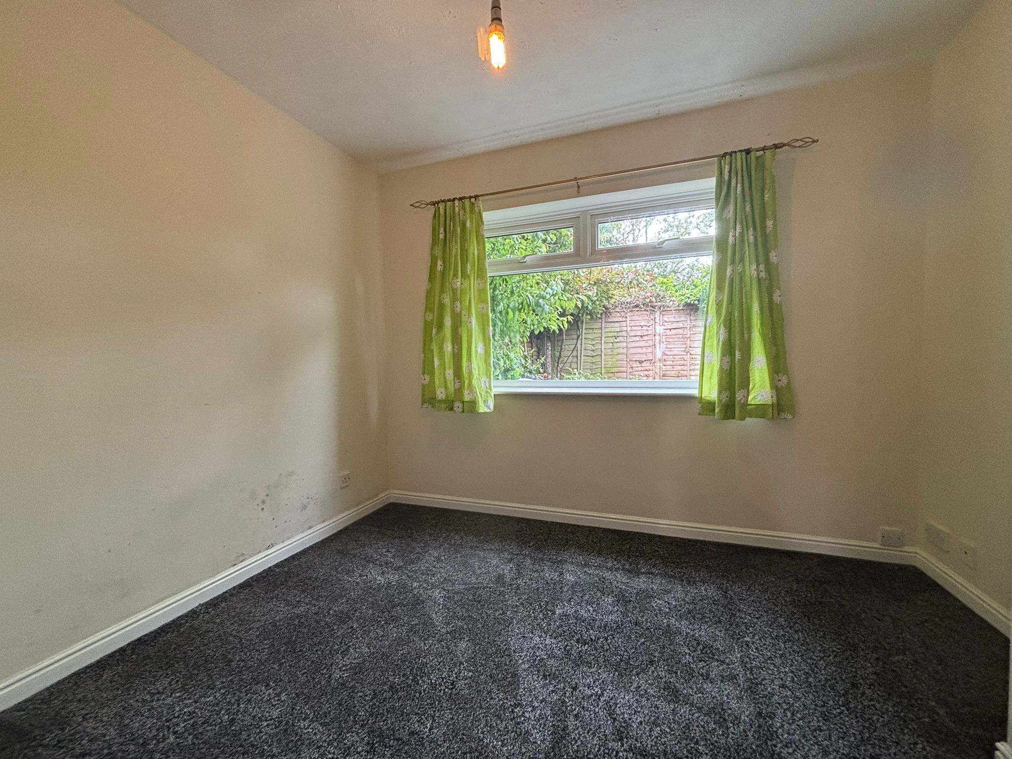 Holbein Close, Bedworth Image4