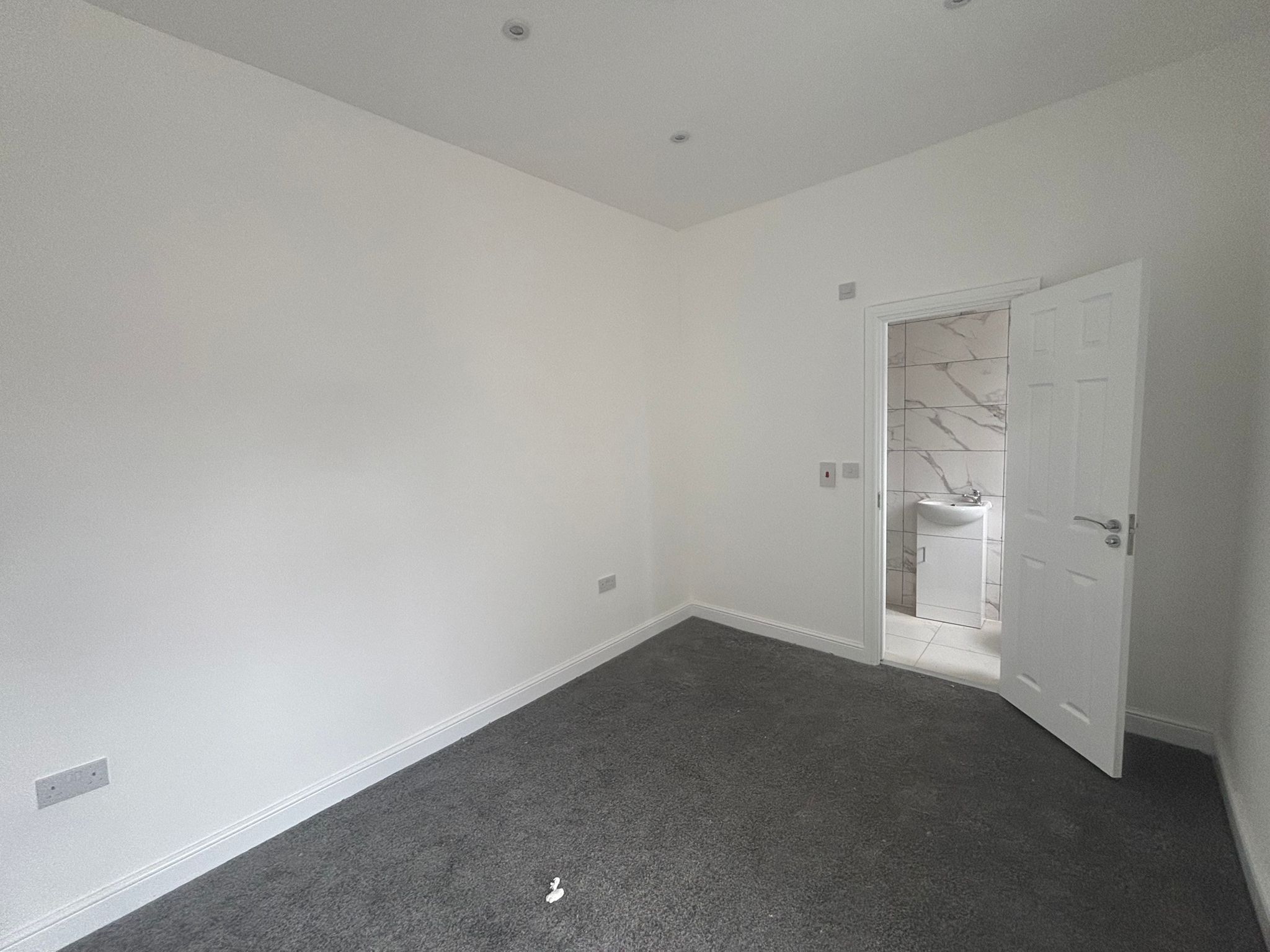 Stoney Stanton Road, Foleshill Image3
