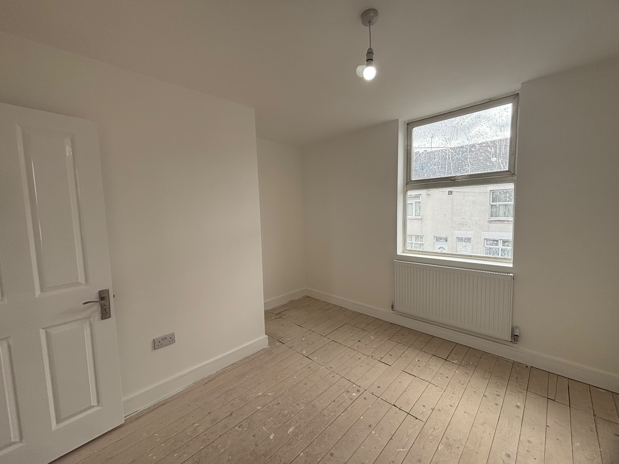 Harnall Lane East, Hillfields Image10