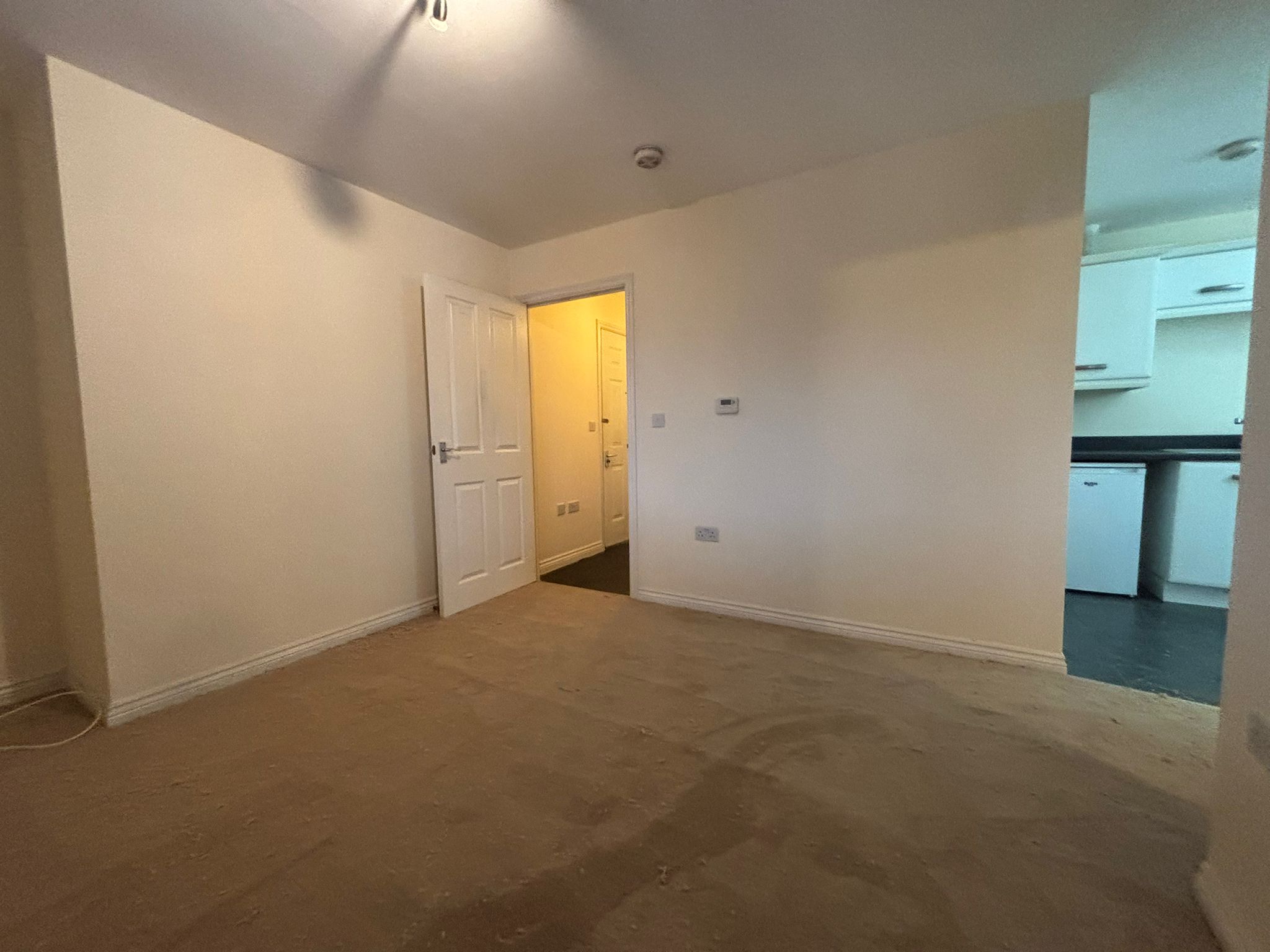 Gibraltar Close, Lower Stoke Image3