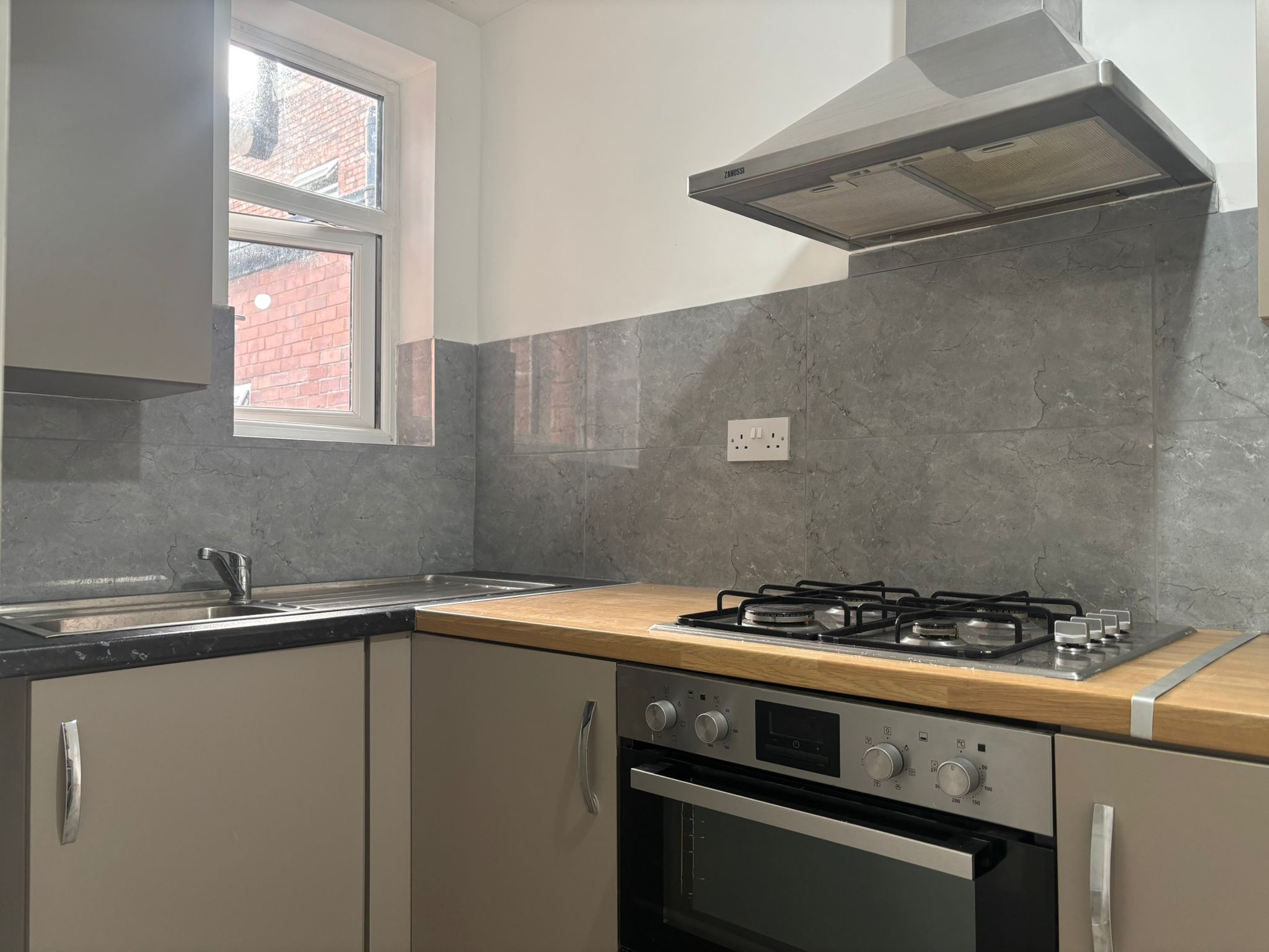 Stoney Stanton Road, Hillfields Image7