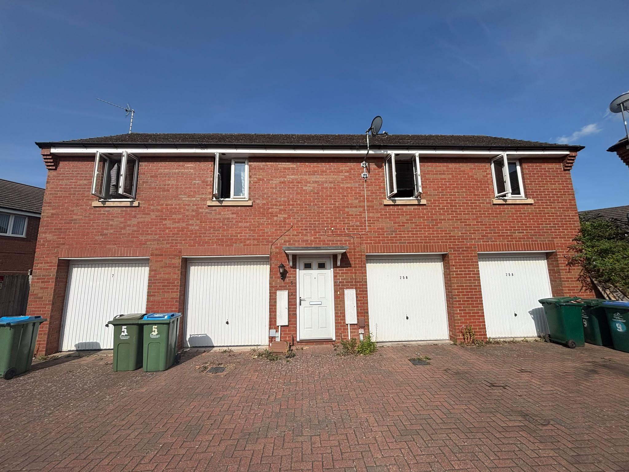Gibraltar Close, Lower Stoke Image1