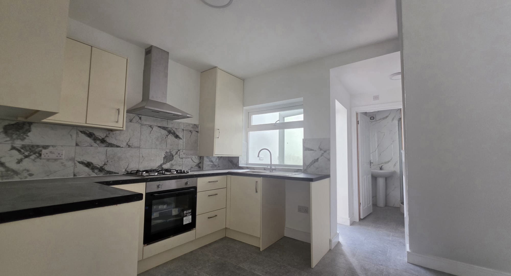 Harnall Lane East, Hillfields Image4