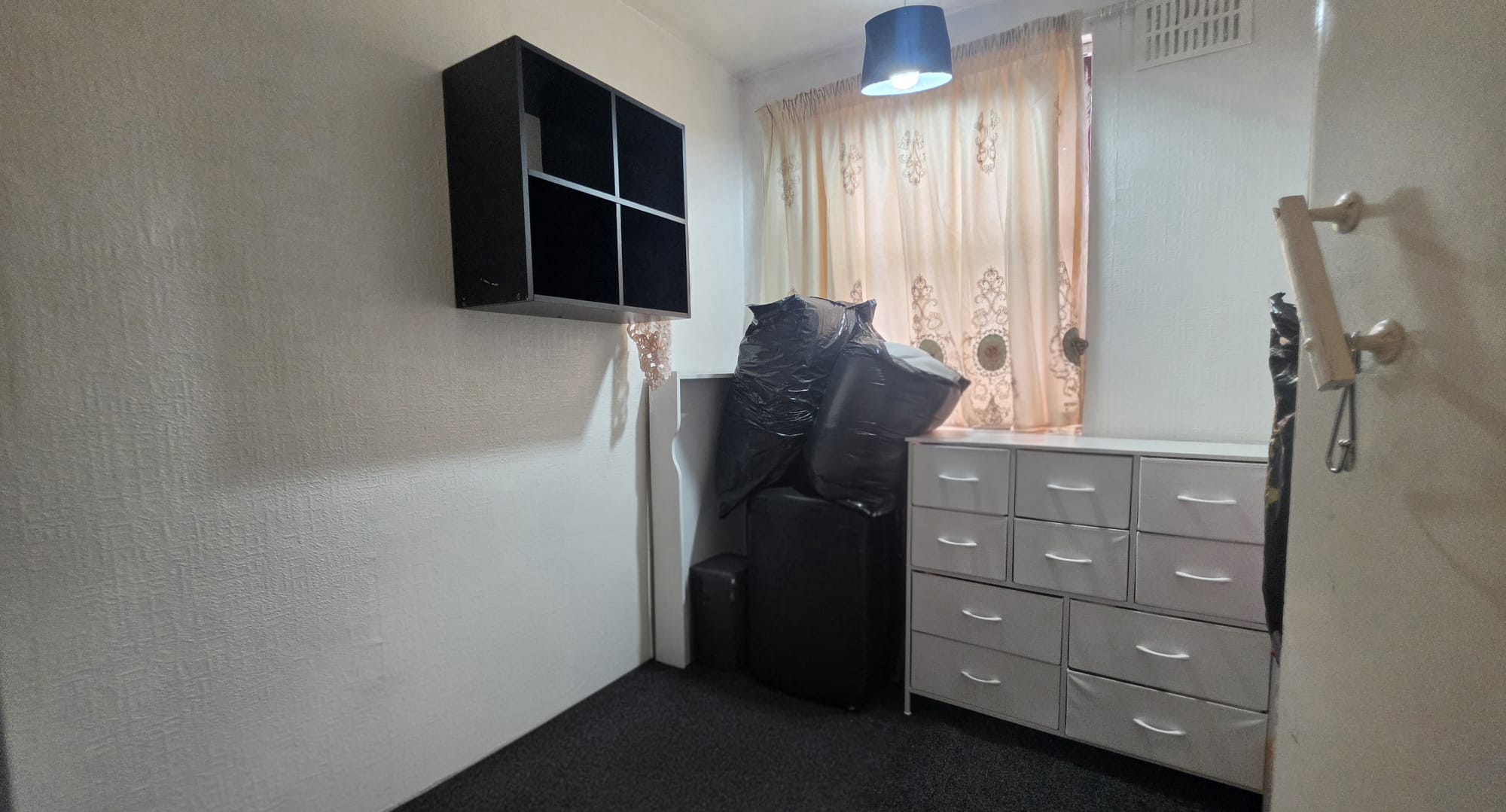 Cheveral Avenue, Radford Image16