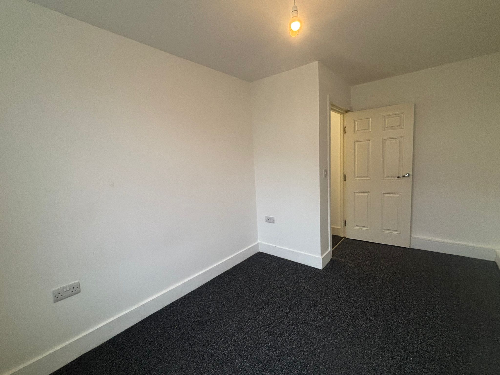 Barley Lea House, Stoke Aldermoor Image9