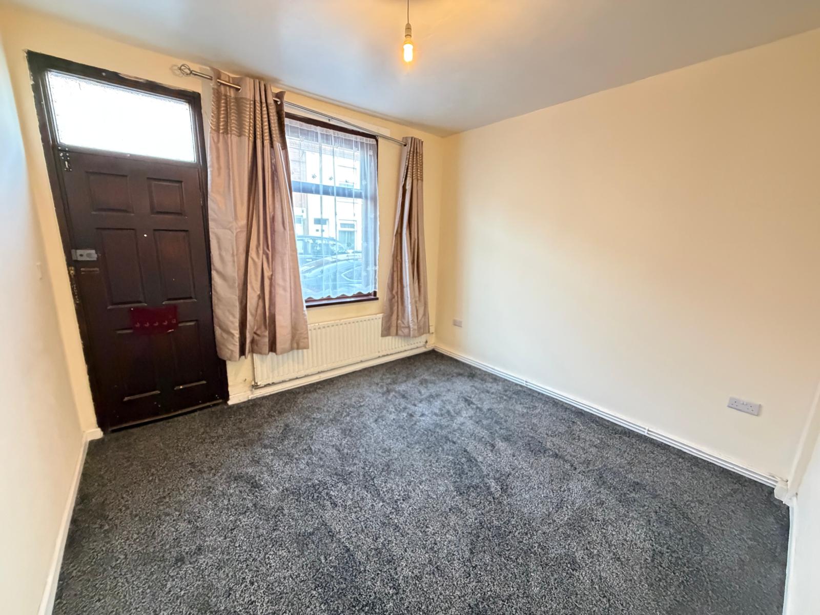 Cambridge Street, Hillfields Image1