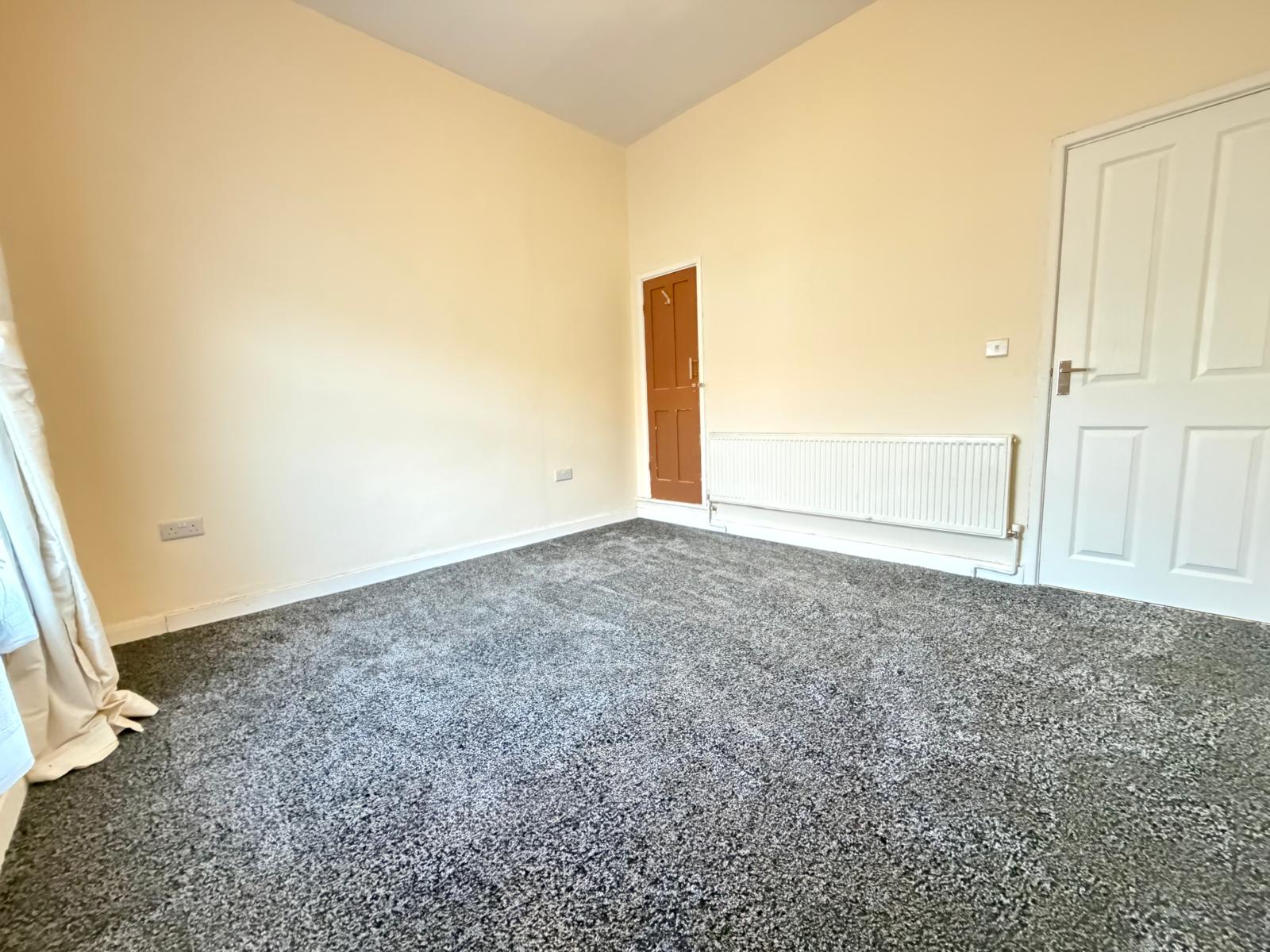 Cambridge Street, Hillfields Image14