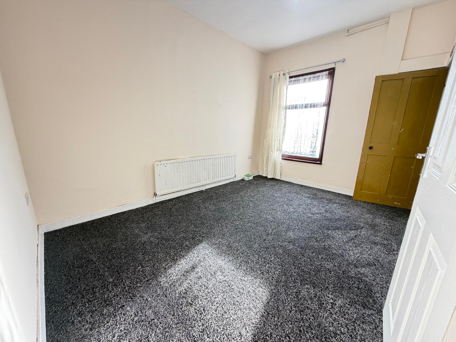 Cambridge Street, Hillfields Image15