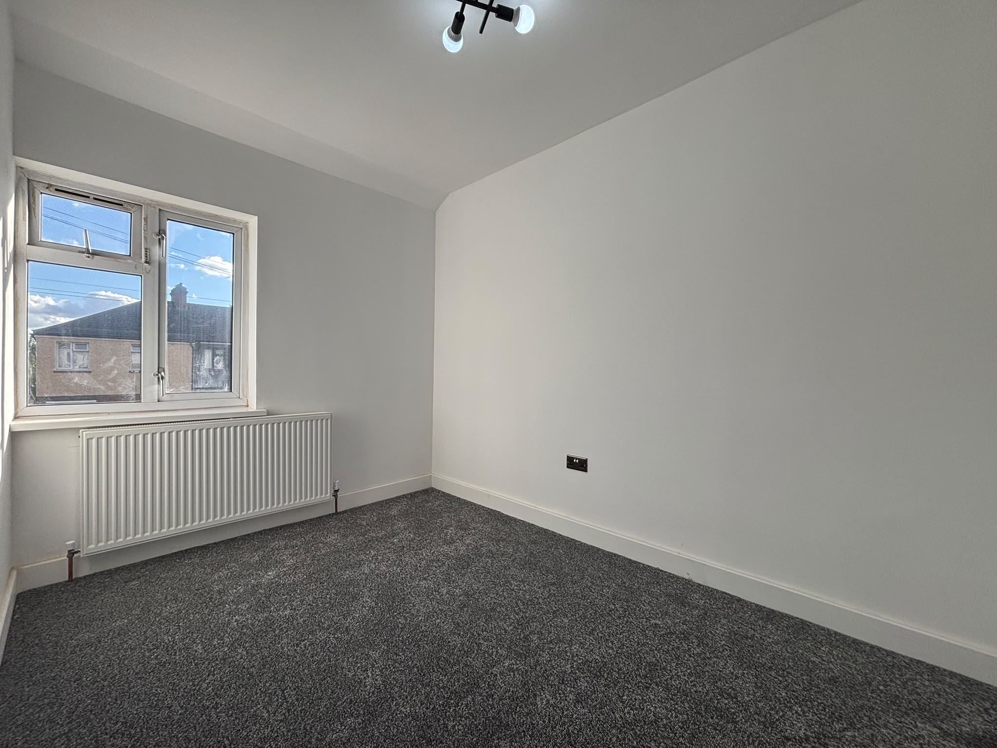 Hampton Road, Foleshill Image11