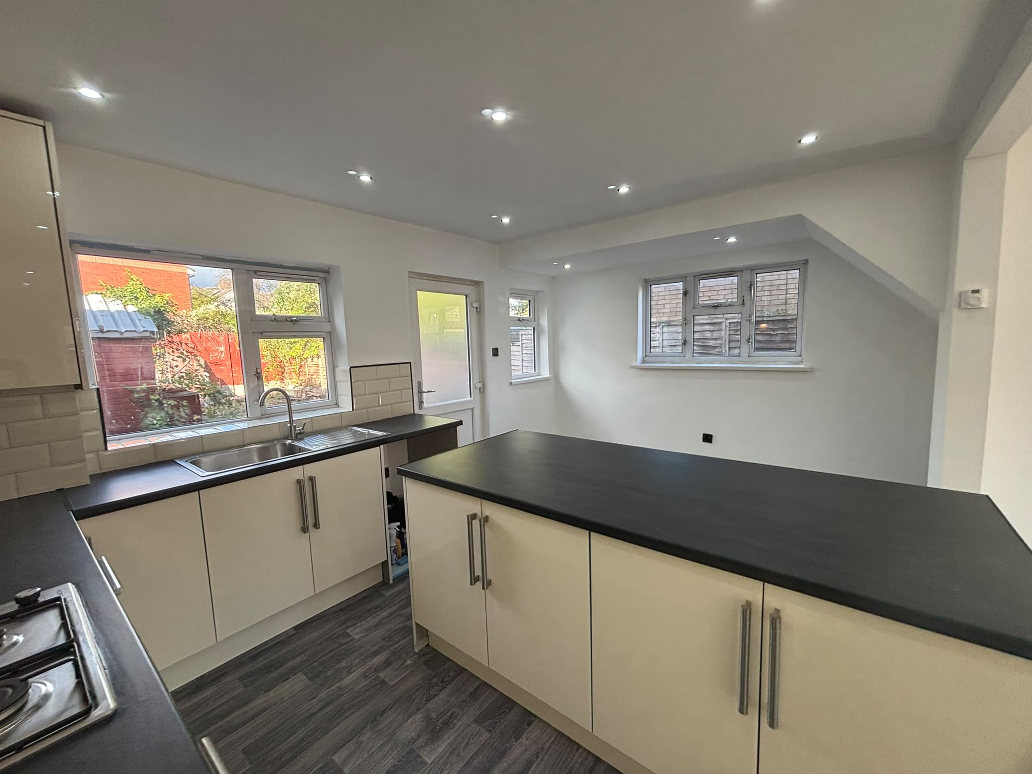 Hampton Road, Foleshill Image3